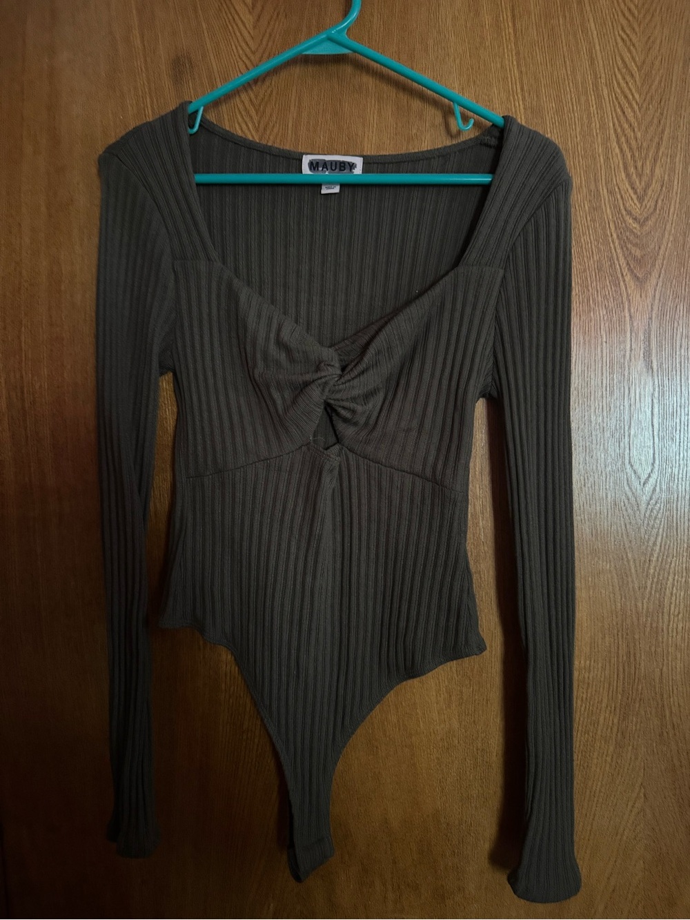 Mauby Olive Ribbed Twist-Front Long Sleeve Bodysuit Size M